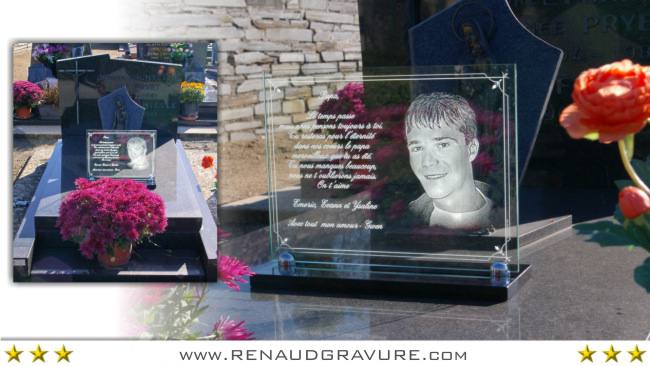 glass memorial plaque with photo engraved